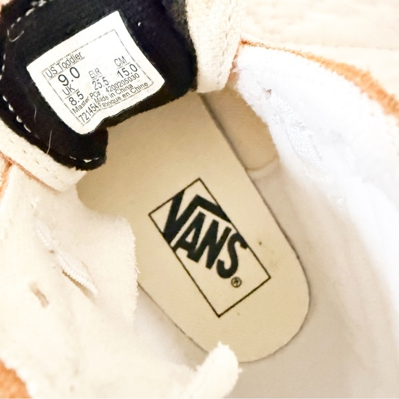Vans Kids Sk8-Hi Reissue Side Zip High Top Sneakers 9 - Picture 8 of 9